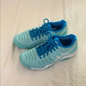 ASICS WOMENS TENNIS SHOES SIZE 8
